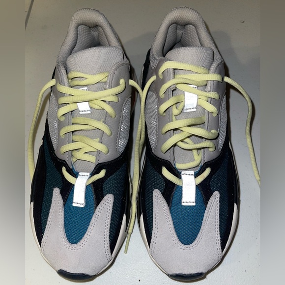 Yeezy Boost 700 Wave runner - Picture 2 of 11